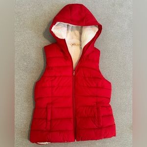 Hollister fleece lined vest with hood new without tags
